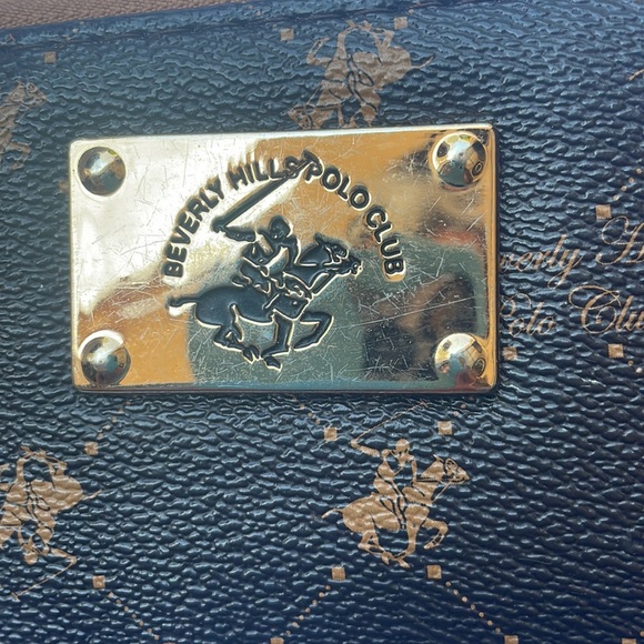 Beverly Hill Polo Club Wallet - Picture 2 of 6